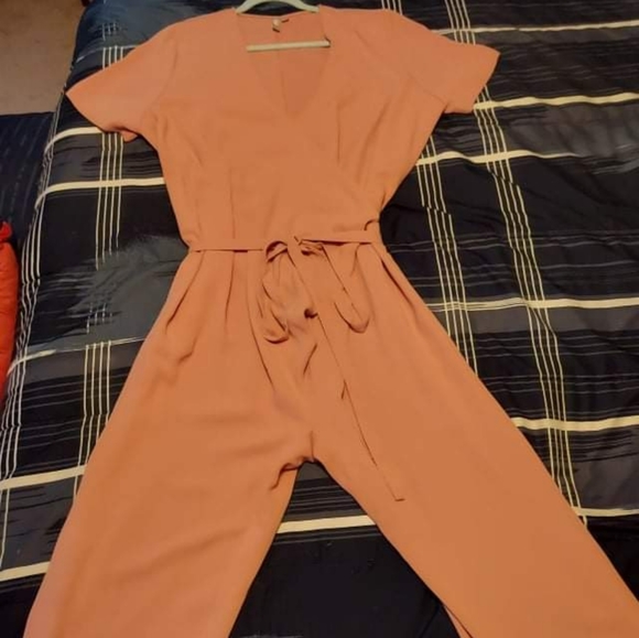 Asos pink jumpsuit with belt - Picture 9 of 13